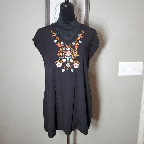 SHEIN Embroidered Black V-Neck Tunic Mini Dress Size Petite Small SP NWOT - Picture 16 of 17
